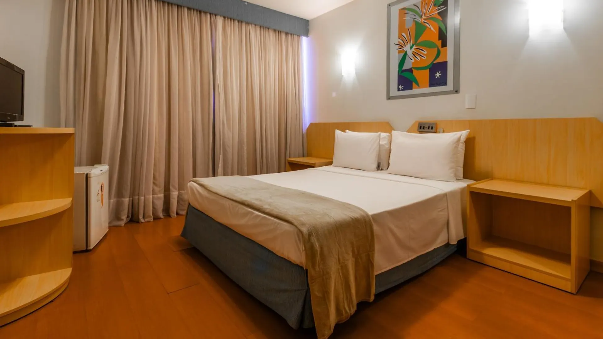 Brasilia Tower Hotel By Castelo Itaipava 3*,